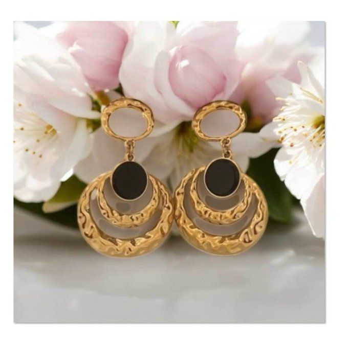 Boucles d'oreilles a anneaux superposés et pierre ovale