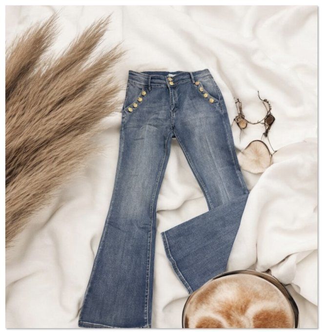 JEAN COUPE FLARE