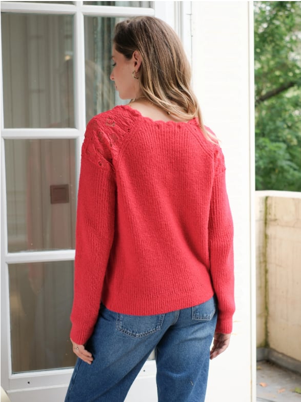Pull en maille douce rouge – Image 3